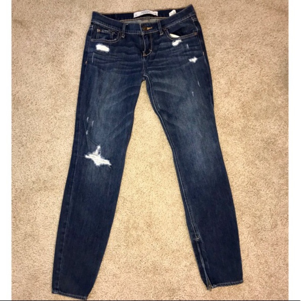 Abercrombie & Fitch Ripped Skinny Jeans Size 2/26